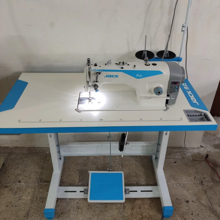 چرخ خیاطی راسته دوز نخ قط کن جک A2B اصل آکبند، گارانتی طلایی و ضمانت اصالت کالا، سفارش اروپا، پسکرایه