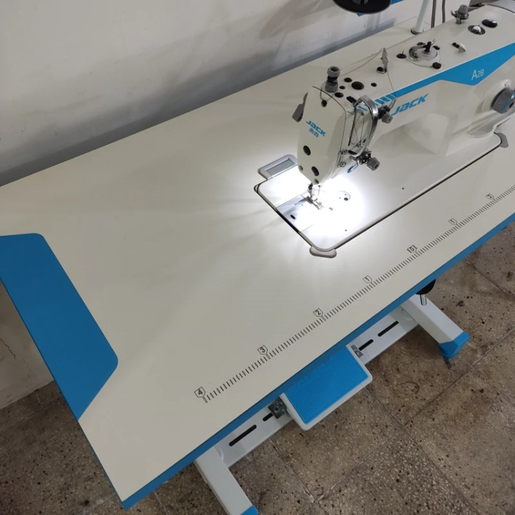 چرخ خیاطی راسته دوز نخ قط کن جک A2B اصل آکبند، گارانتی طلایی و ضمانت اصالت کالا، سفارش اروپا، پسکرایه
