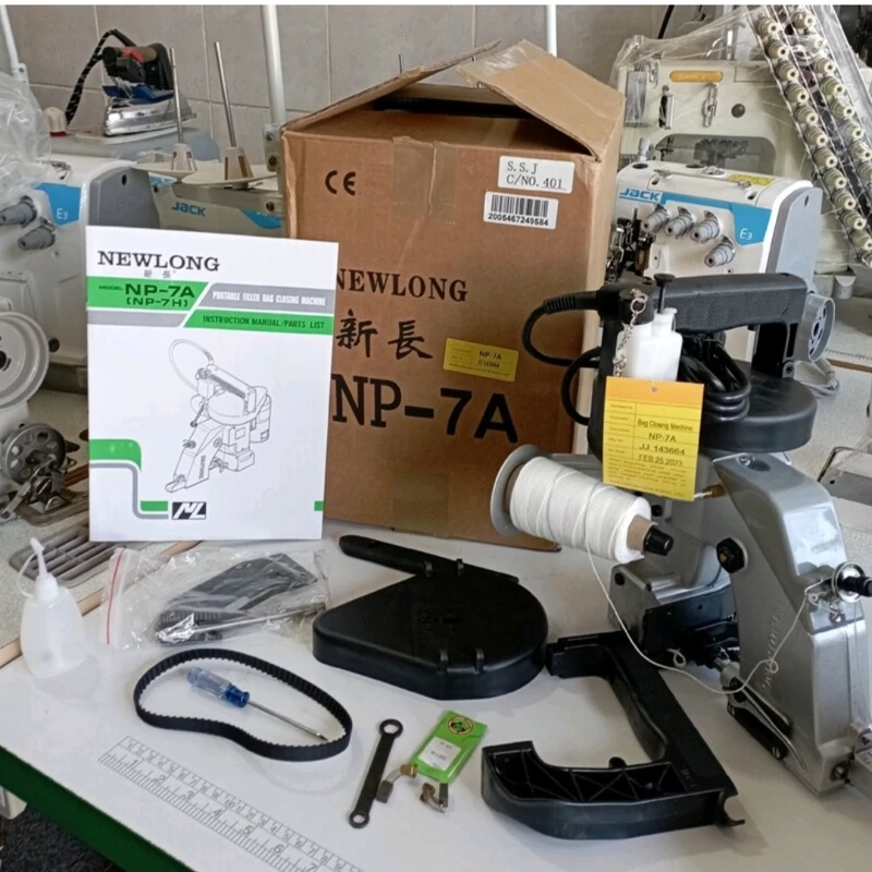 چرخ سرکیسه دوز نیولانگ مدل NP-7A کارتن قهوه ای یا کاهی (تنها نیولانگ اصل بازار، کارتن زرد یا... غیر اصل هستند و مارکشون هم نیولانگ نیست،دقت بفرمایید لطفا) آکبند همراه با گارانتی طلایی اصل همراه با پک لوازم اضافی و متعلقات اصلی و فابریکی(پس کرایه)